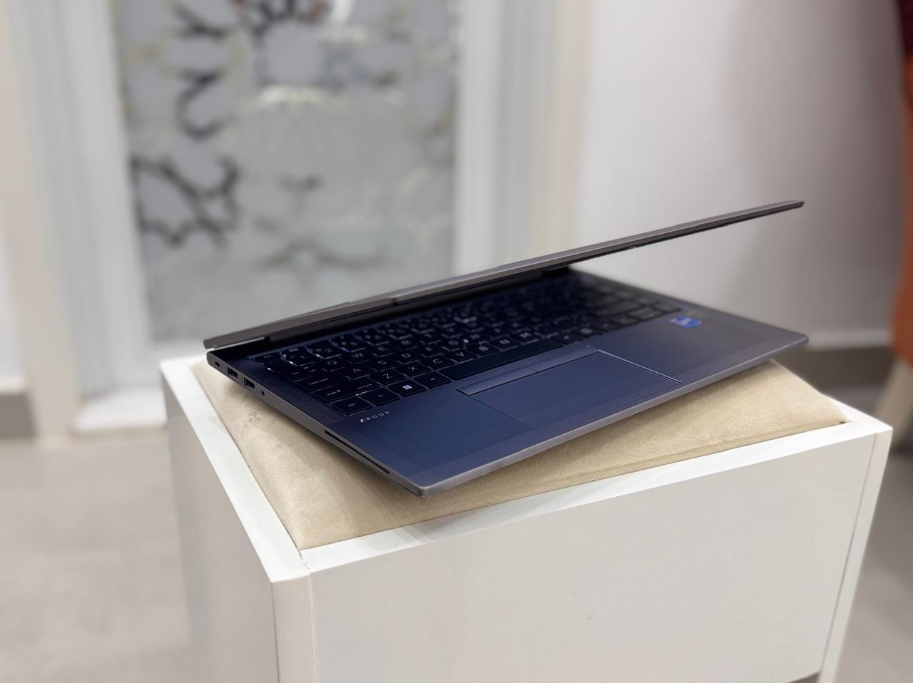 HP ZBook Firefly G8 14" Mobile Workstation Laptop Intel Core i7-1185G7 16GB RAM 512GB SSD NVIDIA T500 Graphics Windows 11 PRO (CERTIFIED USED) - Image 3